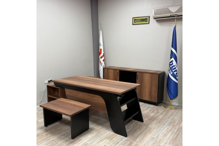 Akburo Riga Masa Takımı Trios Otuma Grubu İle Set